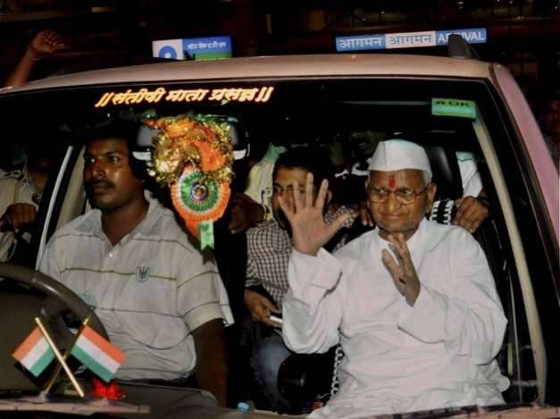 Anna Hazare's Iconic Mahindra Scorpio Is Up For Auction