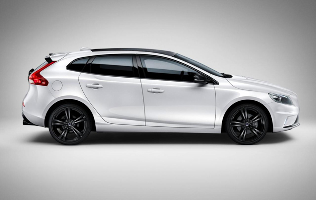 Volvo V40 Carbon Launched