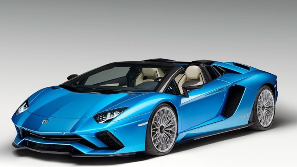 2018 Lamborghini Aventador S Roadster Unveiled, Loses Roof