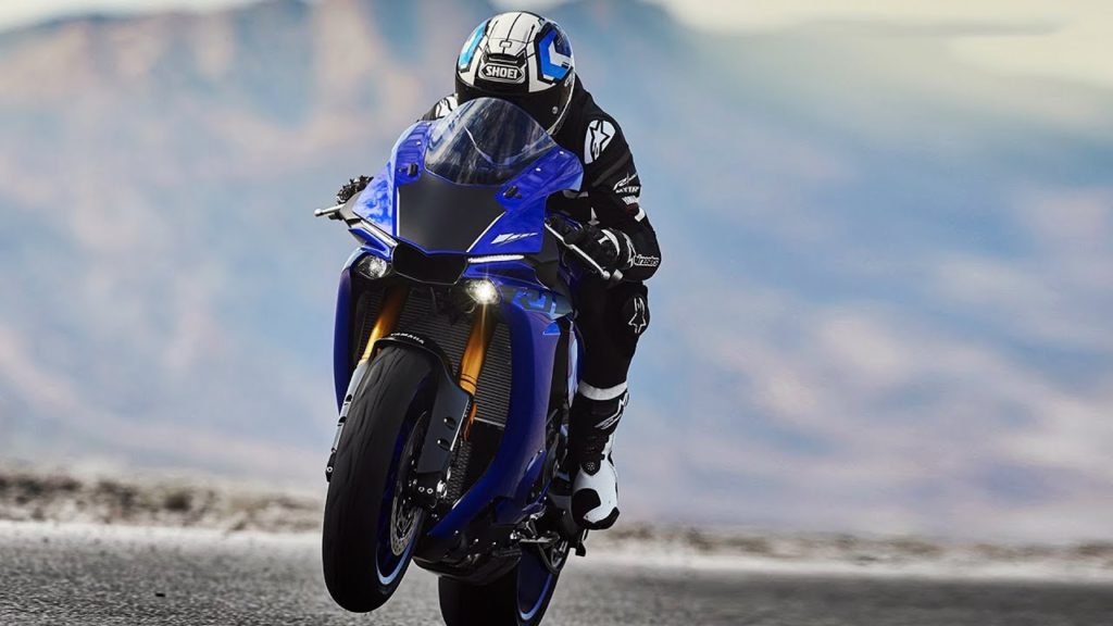 2018 Yamaha YZF-R1 Launched In India At INR 20.7 Lakhs